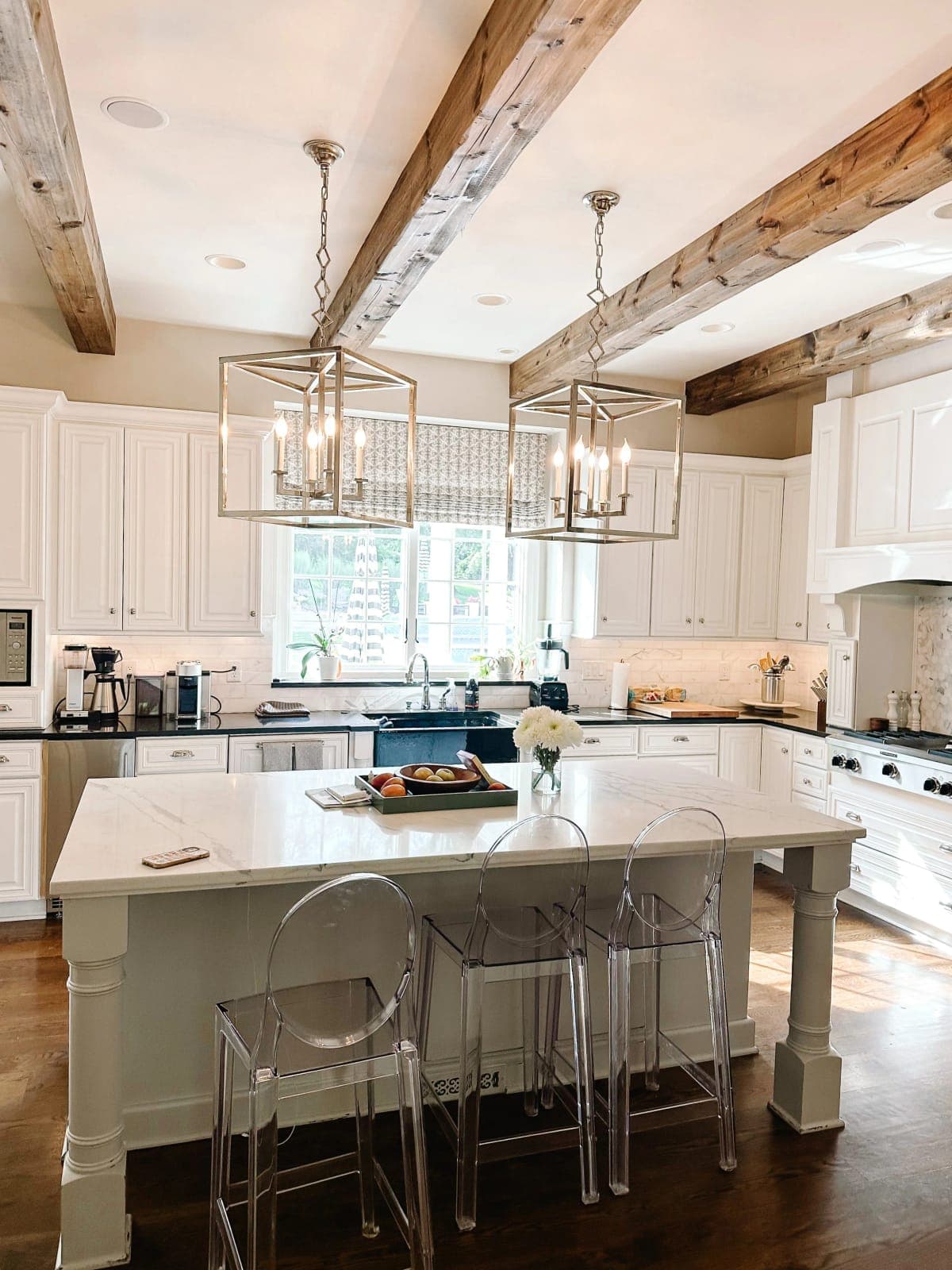 Kitchen before LaMira Interiors redesign
